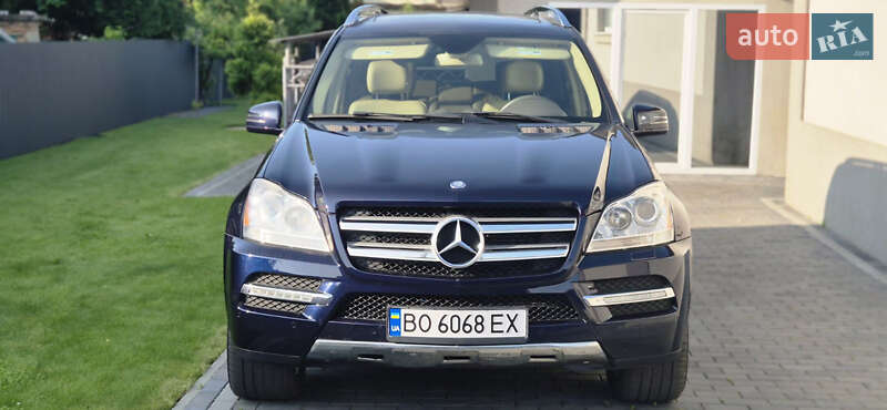 Внедорожник / Кроссовер Mercedes-Benz GL-Class 2011 в 
