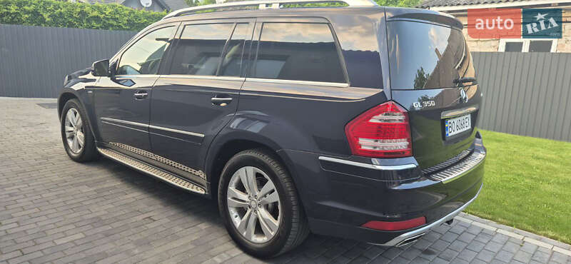 Внедорожник / Кроссовер Mercedes-Benz GL-Class 2011 в Дубно