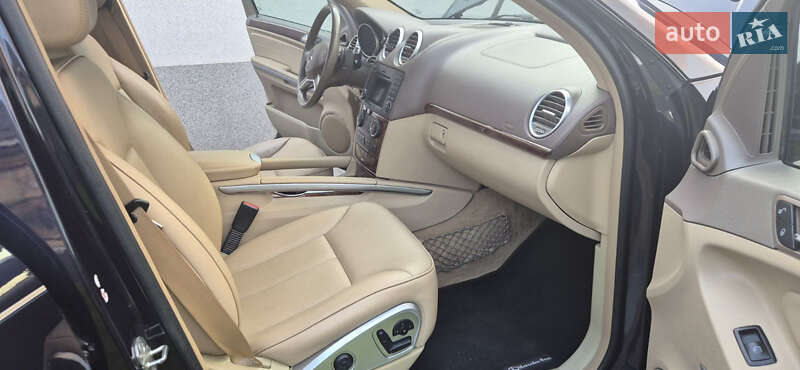 Внедорожник / Кроссовер Mercedes-Benz GL-Class 2011 в Дубно