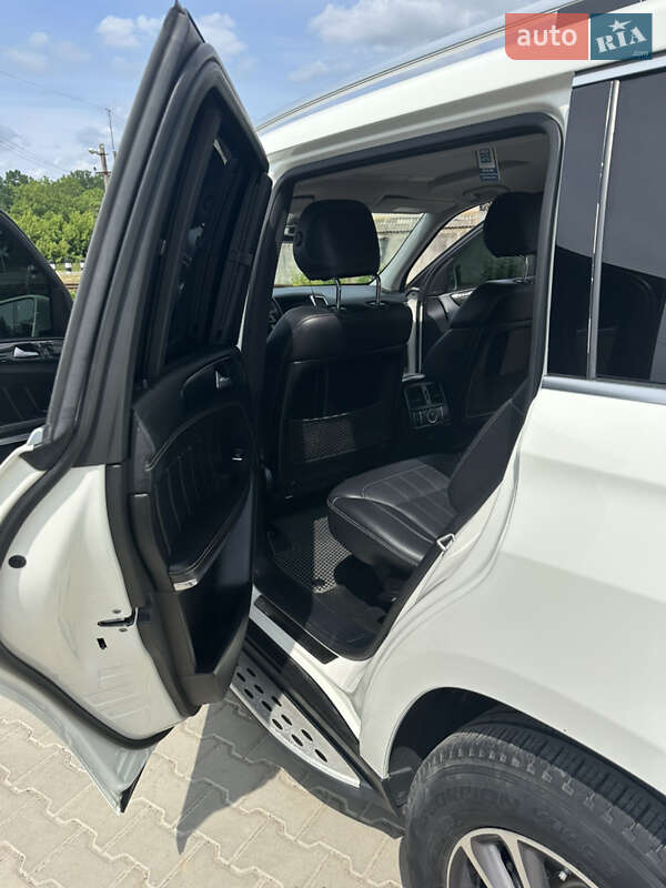 Внедорожник / Кроссовер Mercedes-Benz GL-Class 2013 в Тульчине фото 30 Внедорожник / Кроссовер Mercedes-Benz GL-Class 2013 в Тульчине