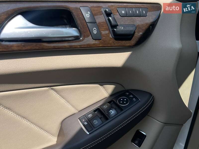 Внедорожник / Кроссовер Mercedes-Benz GL-Class 2015 в Кривом Роге