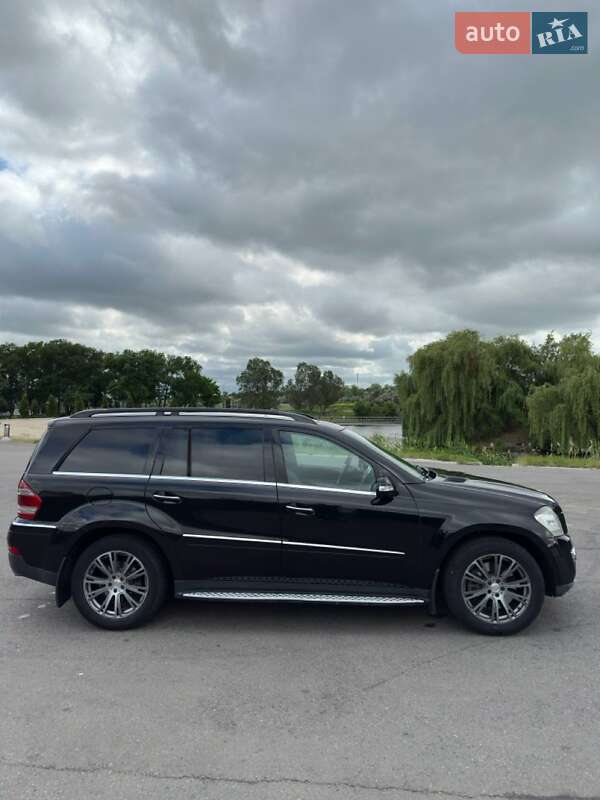 Внедорожник / Кроссовер Mercedes-Benz GL-Class 2007 в Александрие