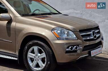 Внедорожник / Кроссовер Mercedes-Benz GL-Class 2010 в 