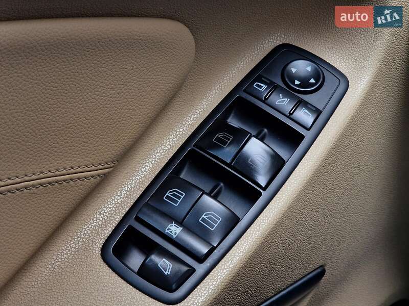 Позашляховик / Кросовер Mercedes-Benz GL-Class 2010 в Одесі
