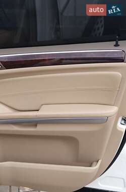 Позашляховик / Кросовер Mercedes-Benz GL-Class 2012 в 