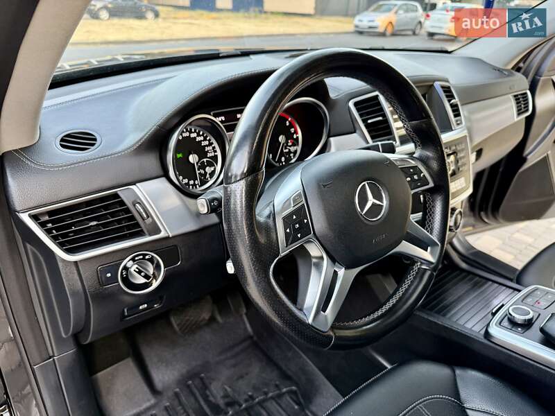 Позашляховик / Кросовер Mercedes-Benz GL-Class 2013 в Одесі