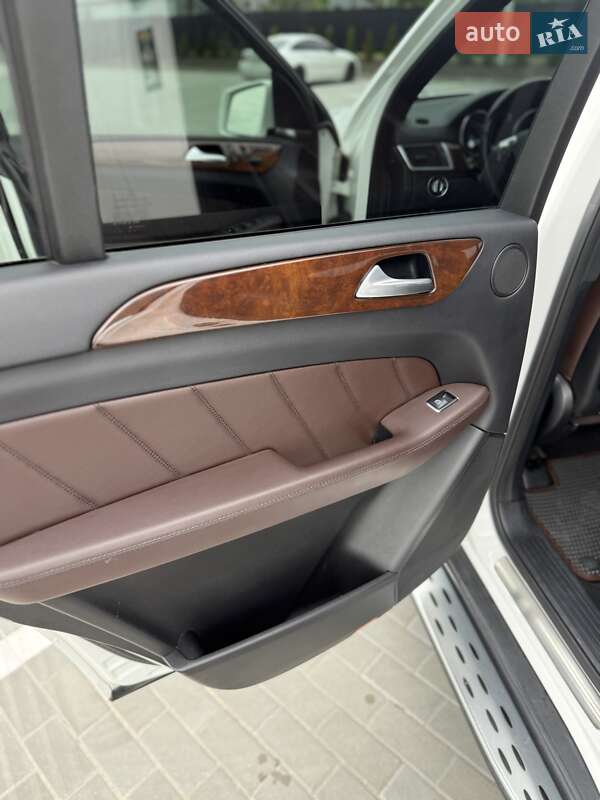 Внедорожник / Кроссовер Mercedes-Benz GL-Class 2015 в Тернополе