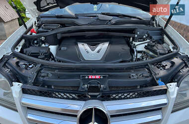 Внедорожник / Кроссовер Mercedes-Benz GL-Class 2010 в 