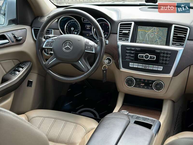 Позашляховик / Кросовер Mercedes-Benz GL-Class 2015 в Києві