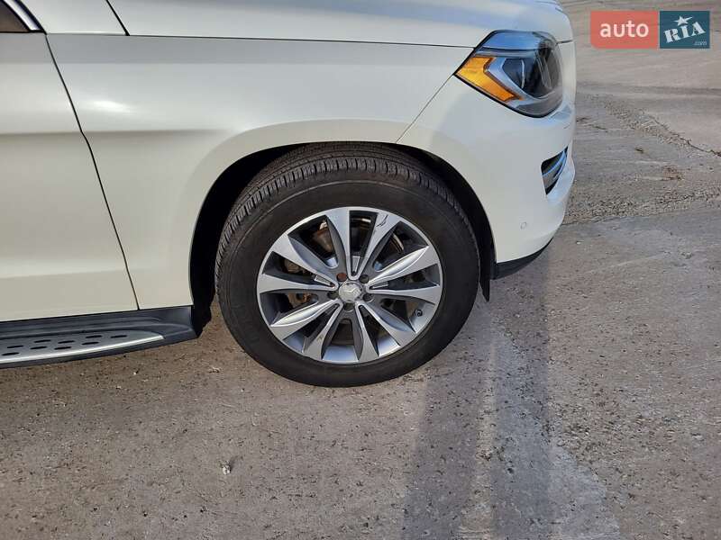 Внедорожник / Кроссовер Mercedes-Benz GL-Class 2015 в Запорожье