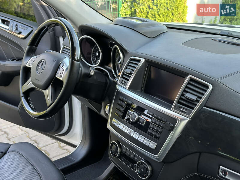 Позашляховик / Кросовер Mercedes-Benz GL-Class 2015 в Одесі