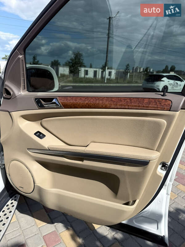 Внедорожник / Кроссовер Mercedes-Benz GL-Class 2008 в Белгороде-Днестровском