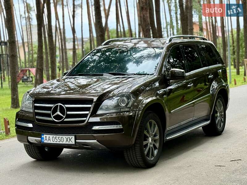 Внедорожник / Кроссовер Mercedes-Benz GL-Class 2012 в 