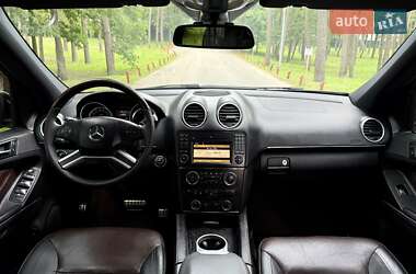 Внедорожник / Кроссовер Mercedes-Benz GL-Class 2012 в 