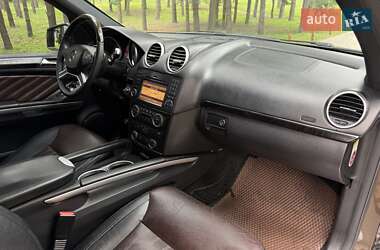 Внедорожник / Кроссовер Mercedes-Benz GL-Class 2012 в 
