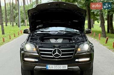 Внедорожник / Кроссовер Mercedes-Benz GL-Class 2012 в 