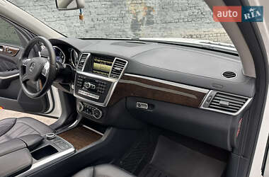 Позашляховик / Кросовер Mercedes-Benz GL-Class 2013 в 