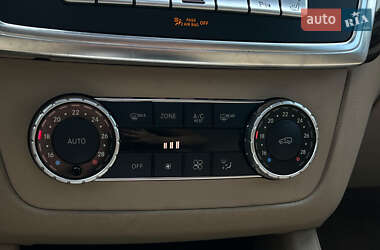 Позашляховик / Кросовер Mercedes-Benz GL-Class 2014 в 