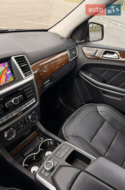 Внедорожник / Кроссовер Mercedes-Benz GL-Class 2012 в 