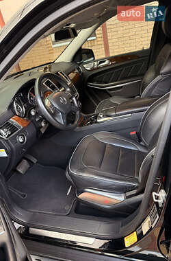 Внедорожник / Кроссовер Mercedes-Benz GL-Class 2012 в 