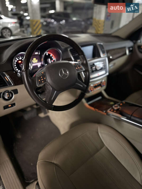 Внедорожник / Кроссовер Mercedes-Benz GL-Class 2012 в Киеве