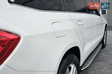 Позашляховик / Кросовер Mercedes-Benz GL-Class 2014 в 