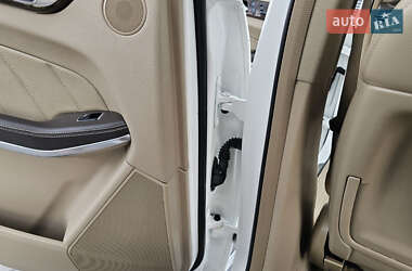 Позашляховик / Кросовер Mercedes-Benz GL-Class 2014 в 