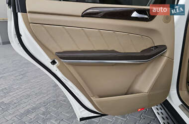 Позашляховик / Кросовер Mercedes-Benz GL-Class 2014 в 