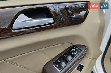 Позашляховик / Кросовер Mercedes-Benz GL-Class 2014 в 