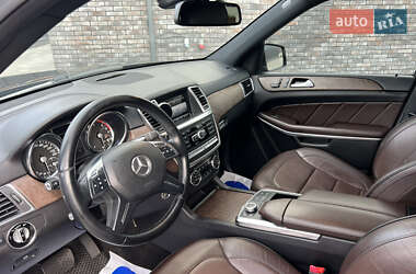 Позашляховик / Кросовер Mercedes-Benz GL-Class 2013 в 