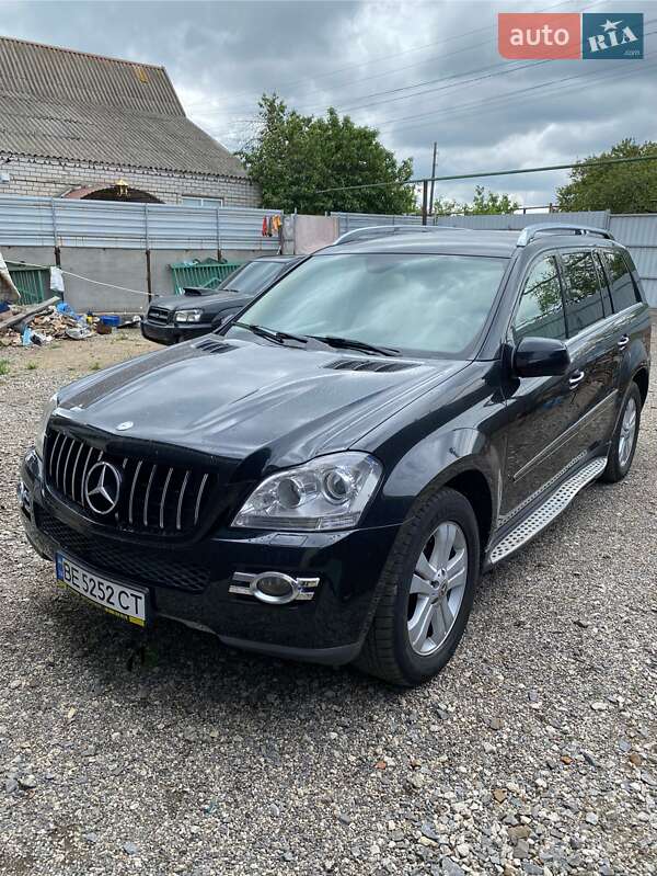 Позашляховик / Кросовер Mercedes-Benz GL-Class 2008 в 