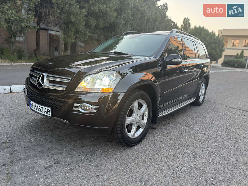 Внедорожник / Кроссовер Mercedes-Benz GL-Class 2007 в 