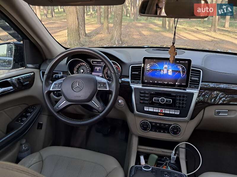 Позашляховик / Кросовер Mercedes-Benz GL-Class 2013 в Сумах