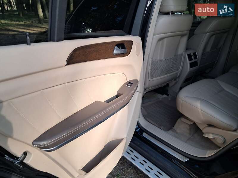 Позашляховик / Кросовер Mercedes-Benz GL-Class 2013 в Сумах