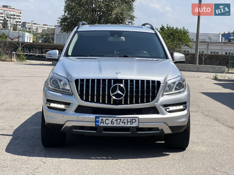 Позашляховик / Кросовер Mercedes-Benz GL-Class 2012 в Запоріжжі