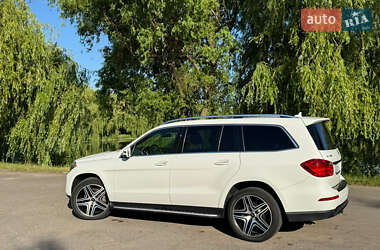Позашляховик / Кросовер Mercedes-Benz GL-Class 2014 в 