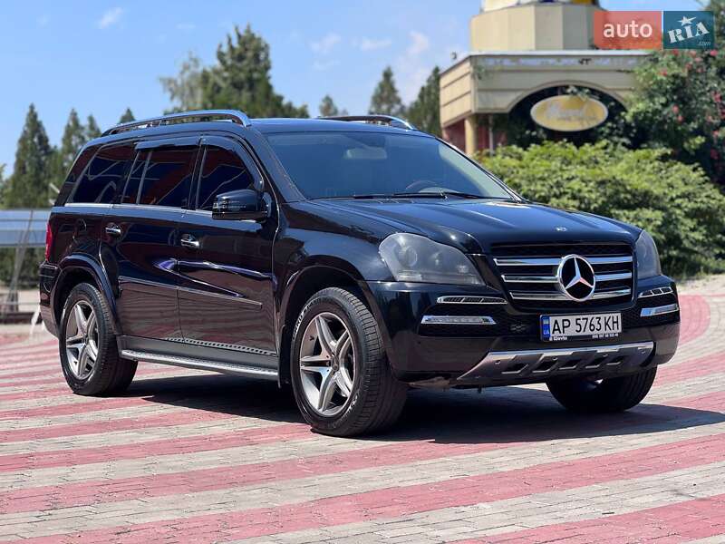 Mercedes-Benz GL-Class 2011