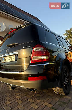 Позашляховик / Кросовер Mercedes-Benz GL-Class 2009 в 