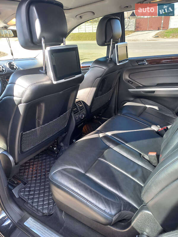 Позашляховик / Кросовер Mercedes-Benz GL-Class 2010 в Димері