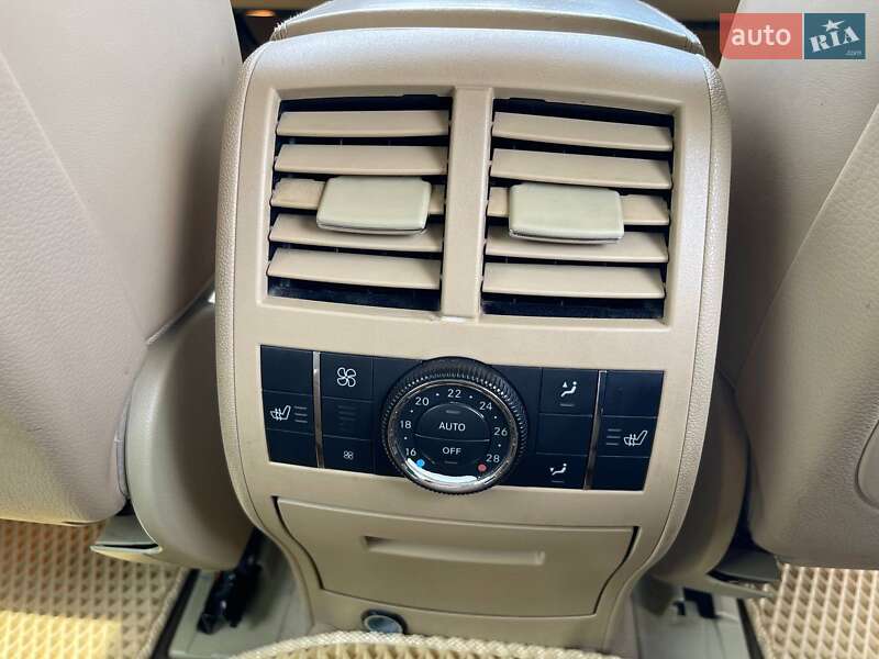Позашляховик / Кросовер Mercedes-Benz GL-Class 2010 в Києві