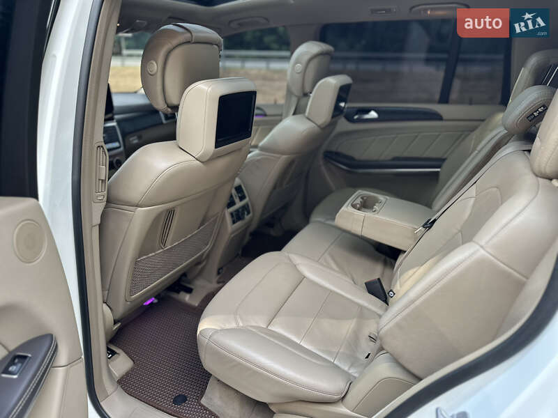Позашляховик / Кросовер Mercedes-Benz GL-Class 2014 в Києві