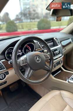 Внедорожник / Кроссовер Mercedes-Benz GL-Class 2012 в 