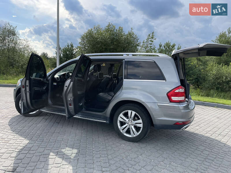 Внедорожник / Кроссовер Mercedes-Benz GL-Class 2011 в Бобрке
