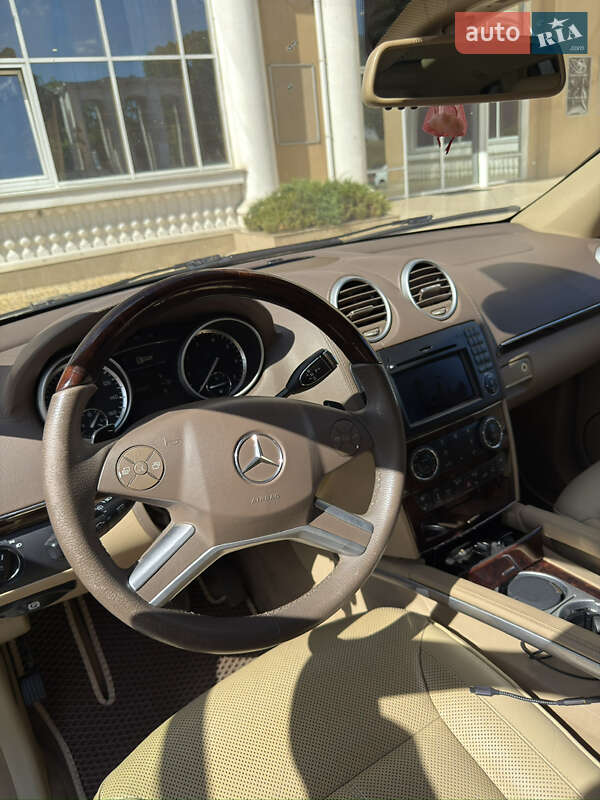 Позашляховик / Кросовер Mercedes-Benz GL-Class 2010 в Одесі
