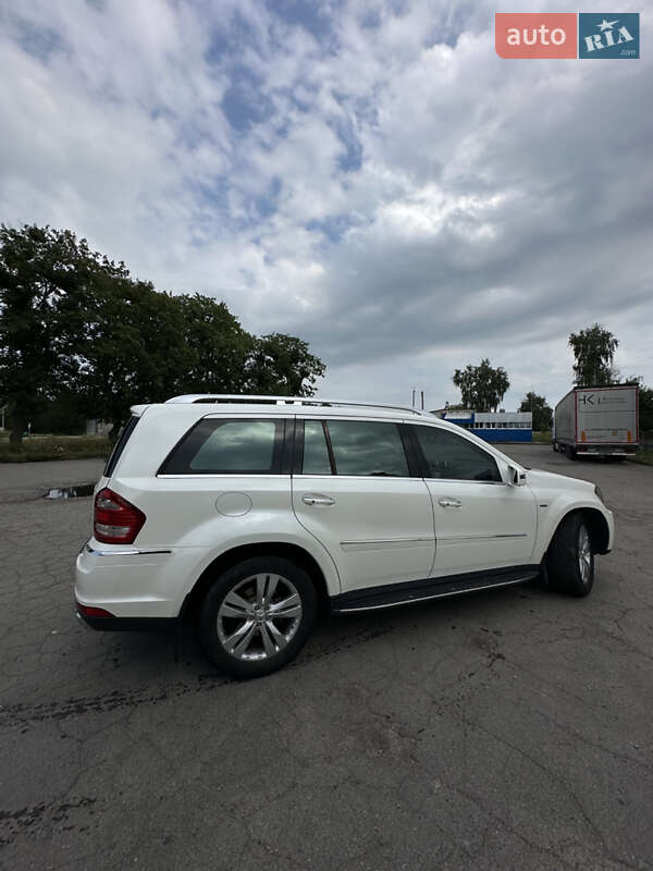 Позашляховик / Кросовер Mercedes-Benz GL-Class 2010 в Рівному