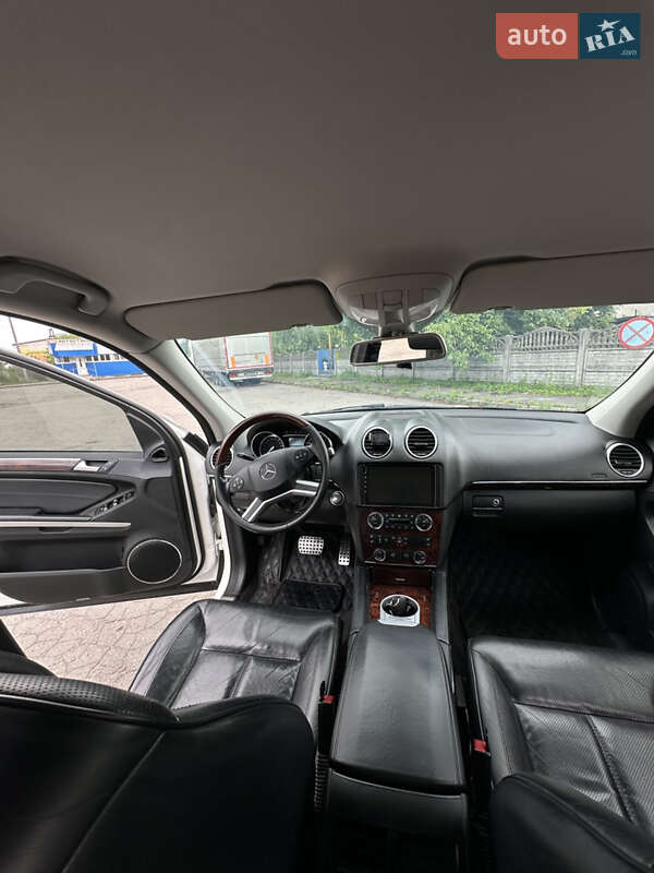 Позашляховик / Кросовер Mercedes-Benz GL-Class 2010 в Рівному