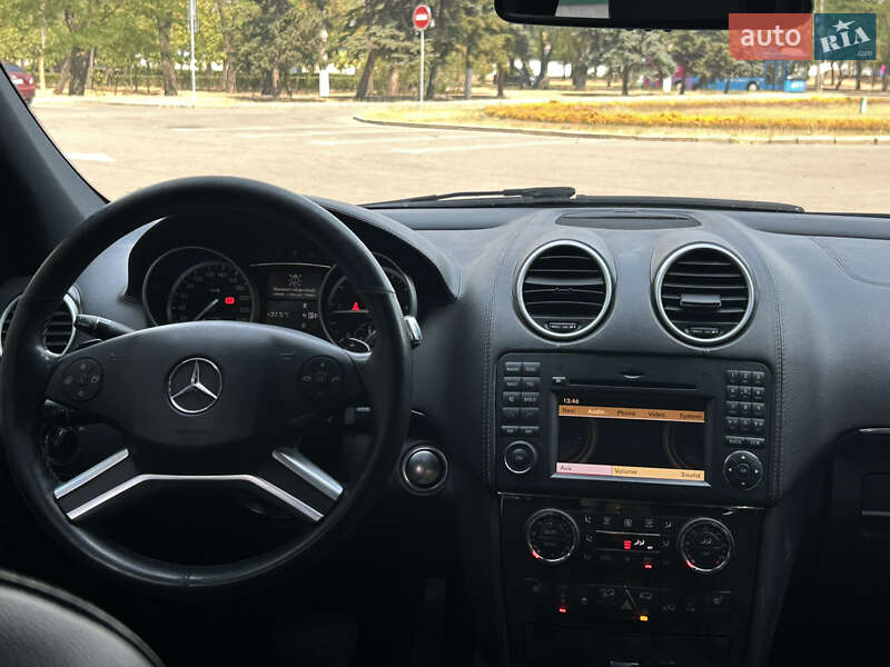 Внедорожник / Кроссовер Mercedes-Benz GL-Class 2011 в Николаеве