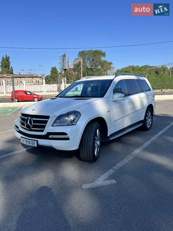 Mercedes-Benz GL-Class 2012