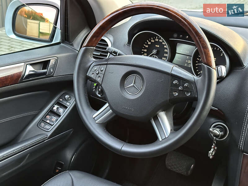 Внедорожник / Кроссовер Mercedes-Benz GL-Class 2006 в Ужгороде фото 13 Внедорожник / Кроссовер Mercedes-Benz GL-Class 2006 в Ужгороде