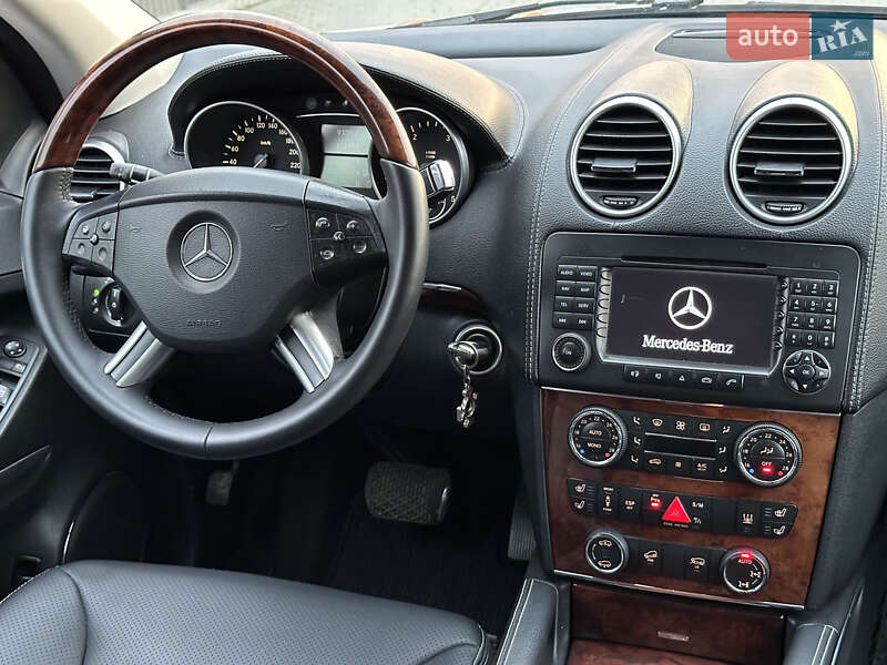 Внедорожник / Кроссовер Mercedes-Benz GL-Class 2006 в Ужгороде фото 16 Внедорожник / Кроссовер Mercedes-Benz GL-Class 2006 в Ужгороде